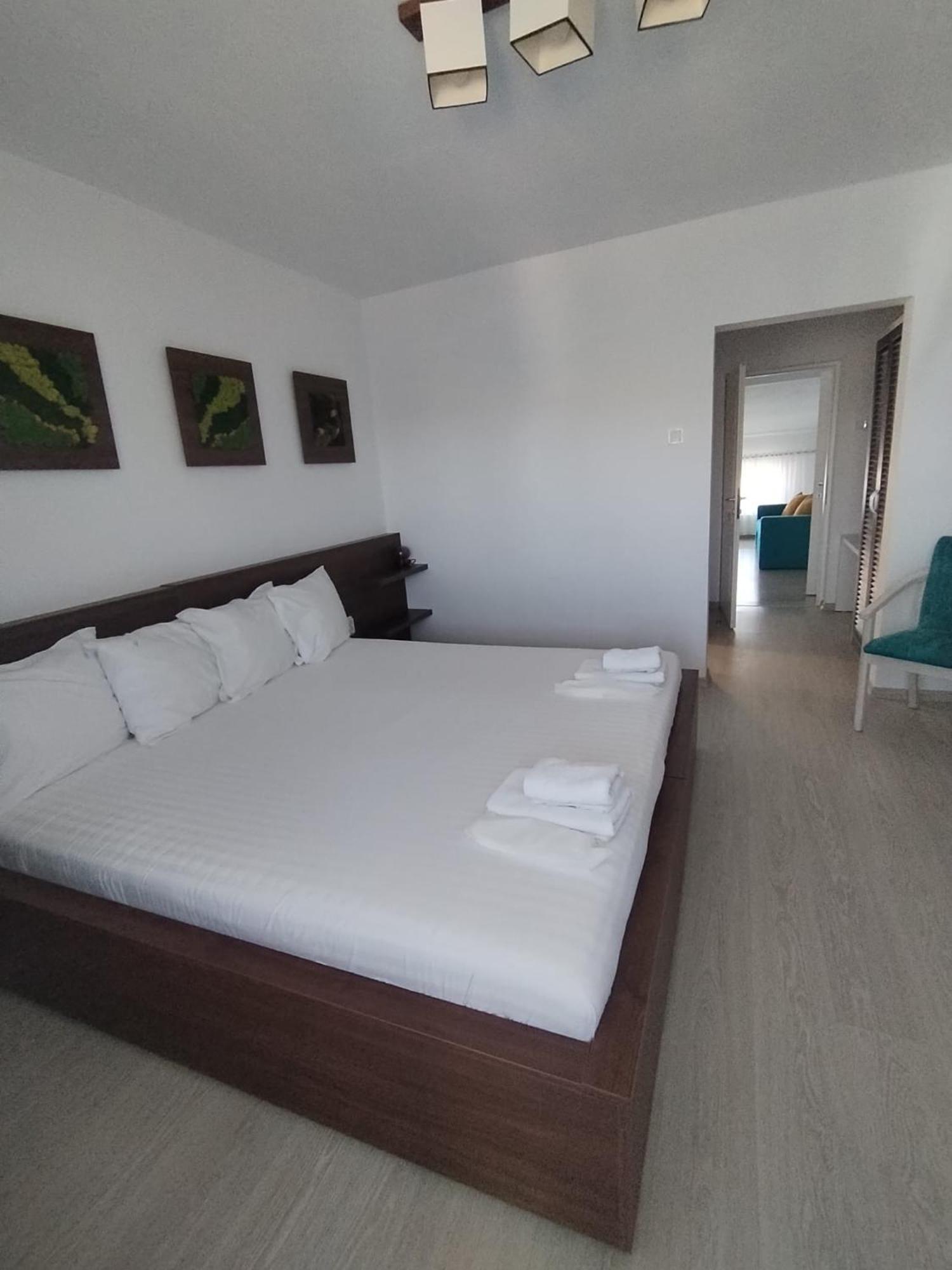 Hotel Pensiunea Prigoria Murighiol Esterno foto