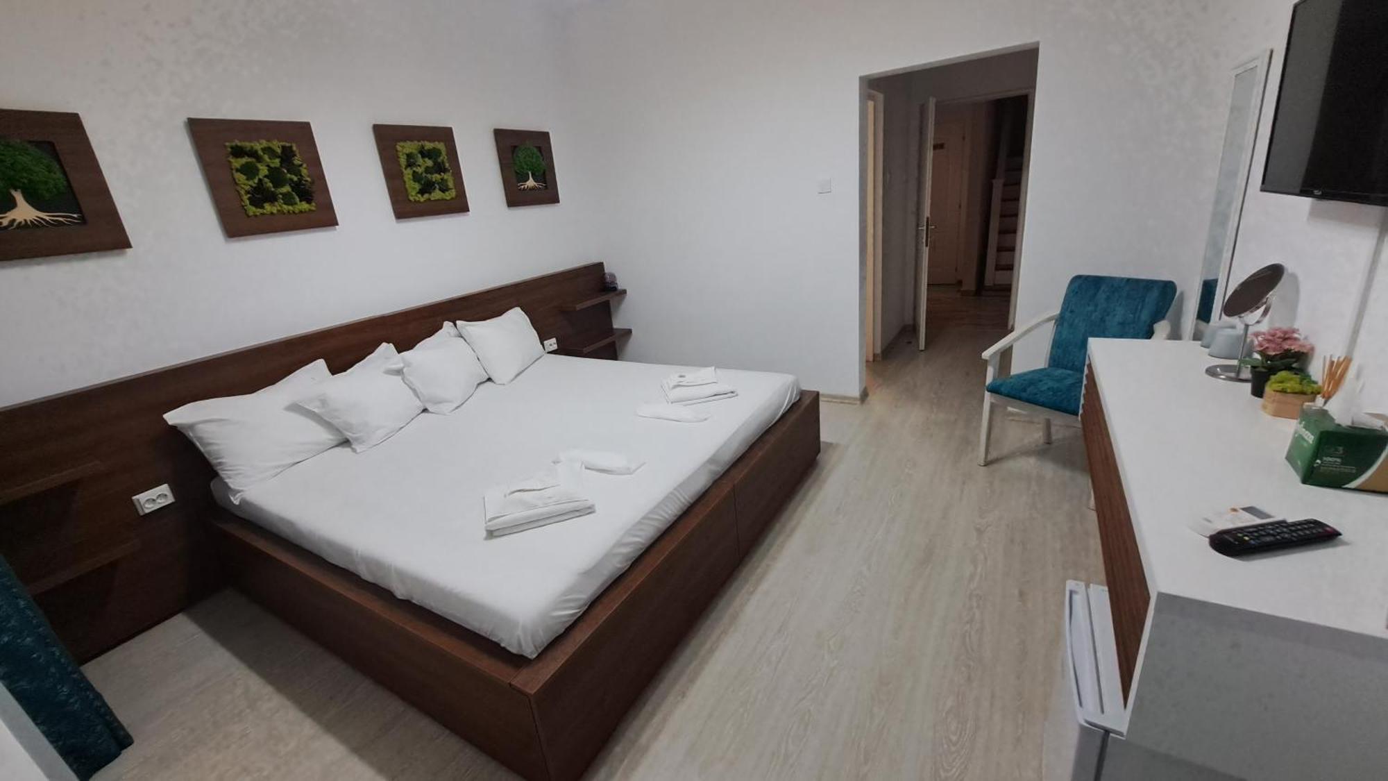 Hotel Pensiunea Prigoria Murighiol Esterno foto